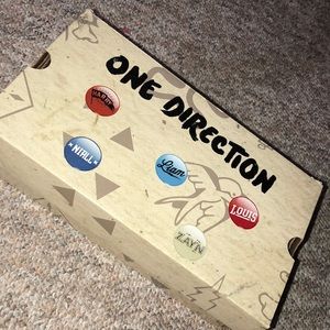 One Direction Converse